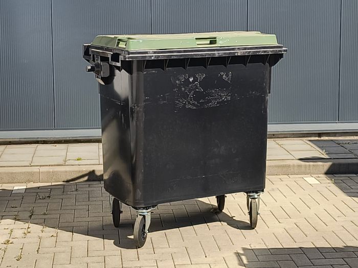 Wheelie bin 770L, 1371x779x1316 mm dark grey-green, light signs of use